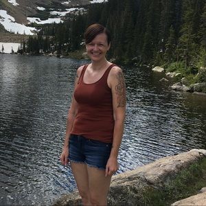 Meet your Posher, April